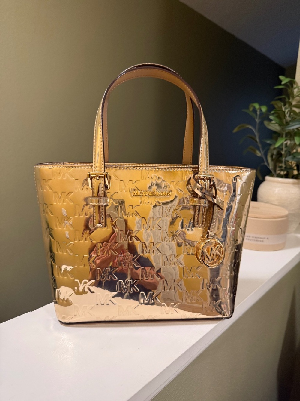 NWT Michael Kors Jet Set Travel XS Pale Gold Metallic MK Tote